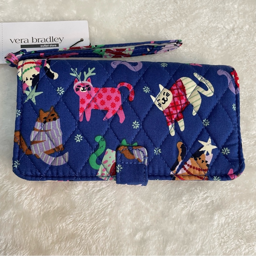 NWT Vera Bradley Catnip Christmas Blue Cotton Phone Wristlet Wallet